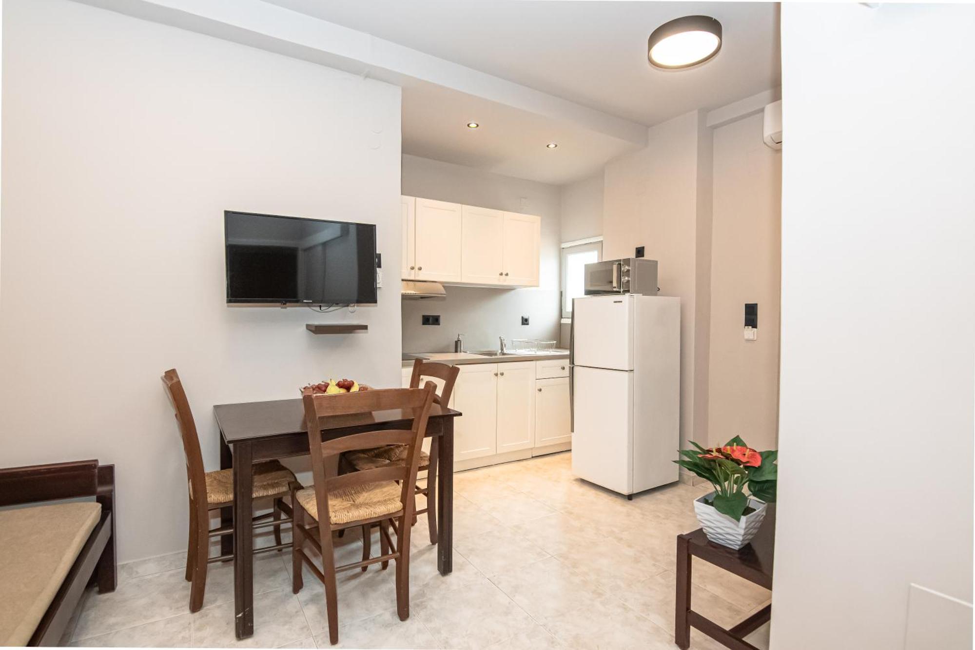 Talos Hotel Apartments Kato Daratso Exterior photo
